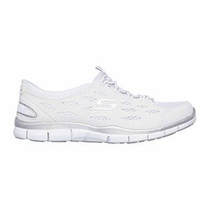 Skechers Gratis-Going Places Womens white size 7.